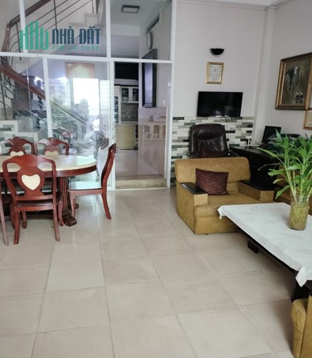 Bán nhà HXH Đặng Văn Ngữ, P10, Phú Nhuận, 72m2, 3 tầng, giá rẻ.