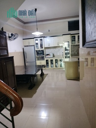 Bán nhà HXH Đặng Văn Ngữ, P10, Phú Nhuận, 72m2, 3 tầng, giá rẻ.