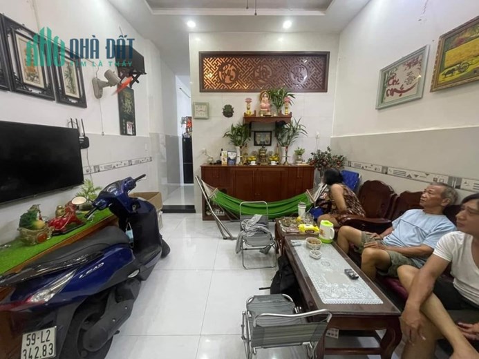Bán nhà - Lê Đình Cẩn - Bình Tân - CHỈ 2,9 TỶ - 40M2 - HXH - KO LỘ GIỚI, KO QUY HOẠCH - SỔ HỒNG RÊNG