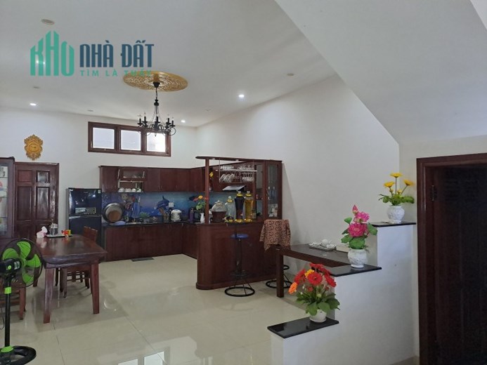 Sở hữu nhà đẹp 3 tầng mặt tiền Hòa Xuân khu đảo 2 yên tĩnh sầm uất