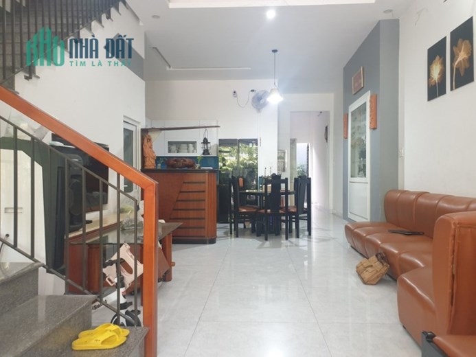 NHÀ ĐẸP HÒA XUÂN , GARA, NHÀ MỚI CHỦ TỰ XÂY, CÓ NGỦ TẦNG 1, NGAY SÁT VÕ CHÍ CÔNG VÀ 29/3, TƯƠNG LAI
