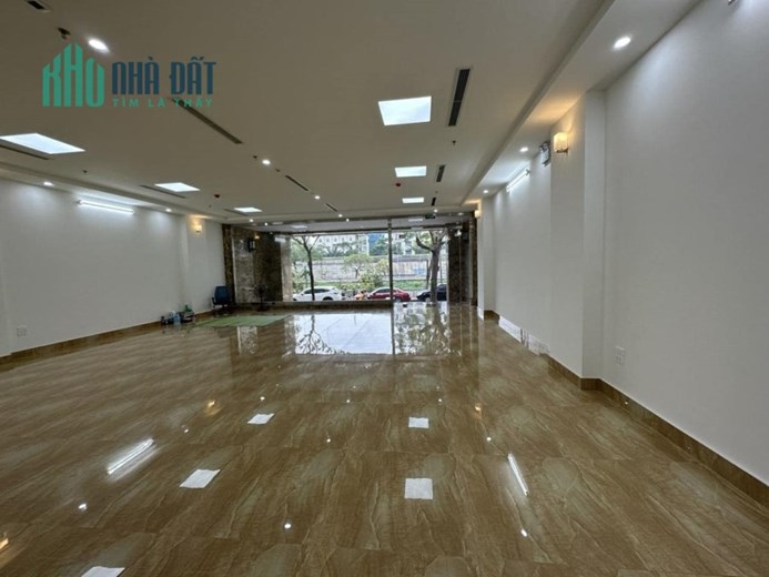CHO THUÊ TÒA NHÀ VĂN PHÒNG TRUNG TÂM CHỢ HÀ ĐÔNG,90M2 X 6 TẦNG, MẶT TIỀN 6M, GIÁ 5X