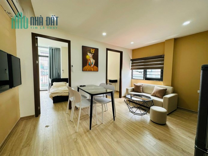Ngõ Trần Thái Tông 77m², 8 tầng, MT 4.1m, giá 16.5 tỷ Cầu Giấy. Mua liên hệ: O94lO7l689