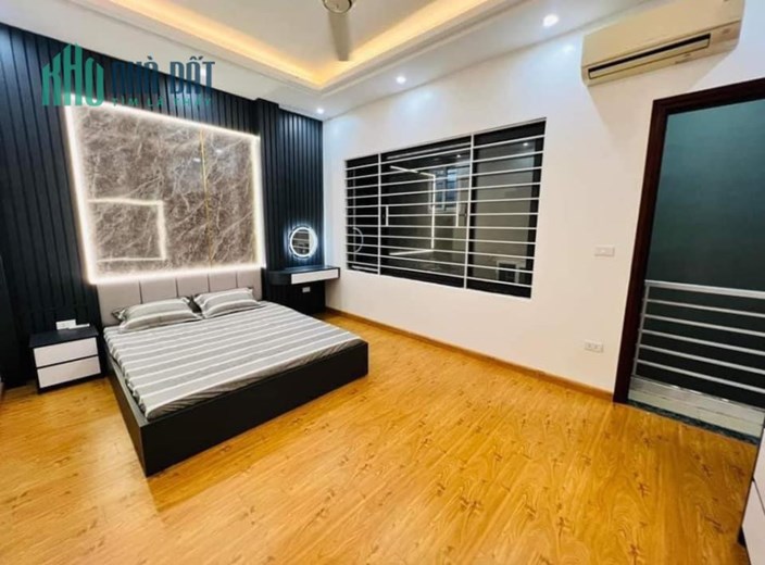 VIPP, VŨ TRỌNG PHỤNG, SÁT MẶT PHỐ, 5.X TỶ