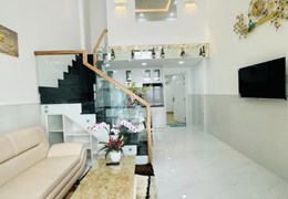 Bán nhà Lạc Long Quân, Tân Bình, 41m, 4 x 10m, 2 tầng 2PN, chỉ 4.16 tỷ