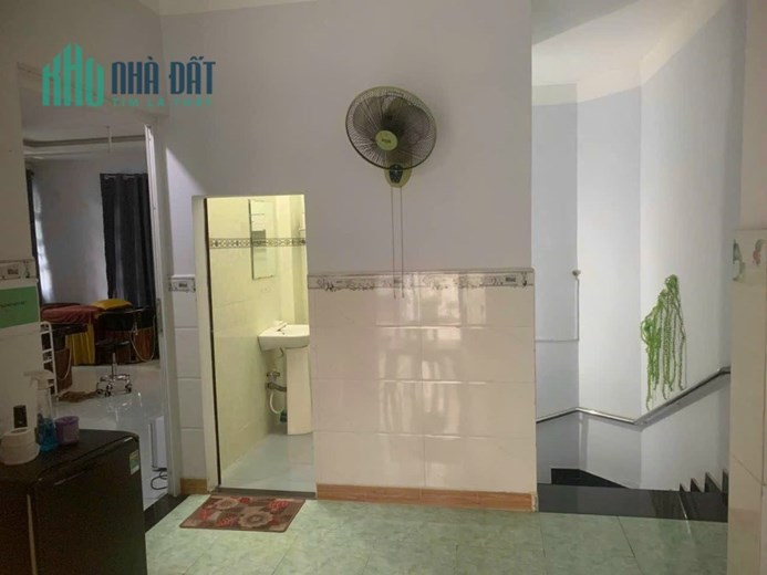 VỪA Ở VỪA KINH DOANH - 3PN CÓ MÁY LẠNH - HXH THỐNG NHẤT P10 - 11 TRIỆU