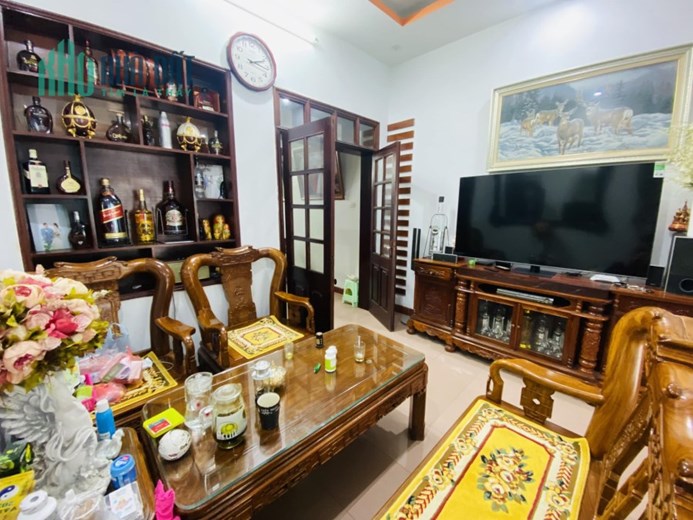 Chủ Ngộp Bank, Bán Gấp ! Chỉ hơn 9 tỷ, 70m x 4 tầng, Phân Lô quân đội Phố Vương Thừa Vũ.