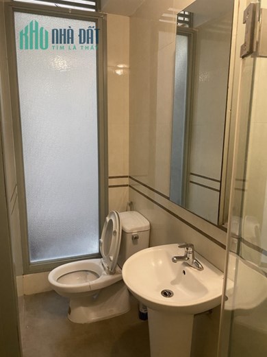 Cần Khách Thuê Nguyên Căn Hoàng Hoa Thám, Quận Ba Đình, 3 Ngủ Rộng