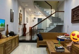 Bán nhà phố mới ở ngay phường Linh Trung Thủ Đức 170 m sàn – 4 Pn - 5 tỷ hơn