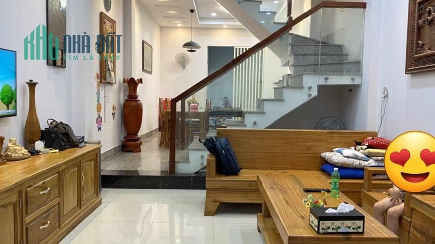 Bán nhà phố mới ở ngay phường Linh Trung Thủ Đức 170 m sàn – 4 Pn - 5 tỷ hơn