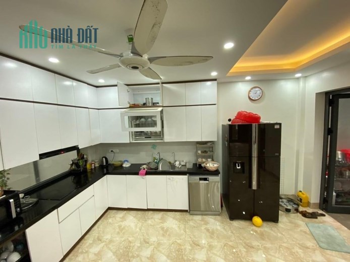 Cần bán BTLK , KĐT Mễ Trì Thượng , NTL , DT85m x4 tầng , MT 4m , giá 15 tỷ. LH 0989129838