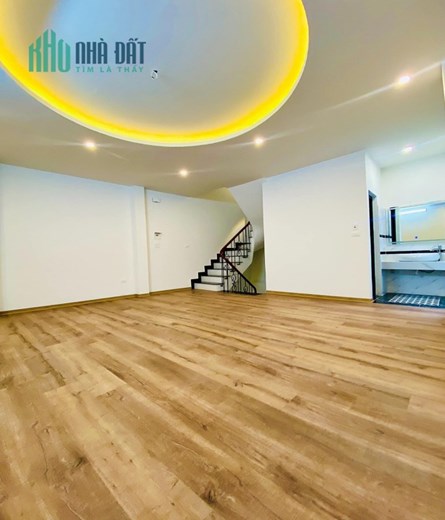 BÁN NHÀ PHỐ TRẦN KHÁT CHÂN LÒ ĐÚC 43M - 5 TẦNG THANG MÁY CĂN GÓC NHÀ MỚI NHỈNH 6 TỶ