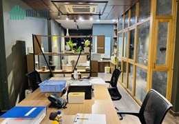 BÁN NHÀ 5 TẦNG HXT CHO THUÊ LÀM VP ĐƯỜNG LÝ VĂN PHỨC , P.TÂN ĐỊNH , Q1 ,GIÁ THẤP HƠN THỊ TRƯỜNG 