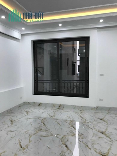 Bán nhà Bùi xương trạch 72 mét 6 tầng thang máy giá 9tỷ99