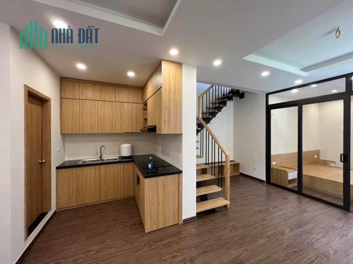 Chỉ 2.85 tỷ sở hữu ngay Penhouse Lâm Nghiệp 120m2- Căn góc 4PN full nội thất - Slot ô tô