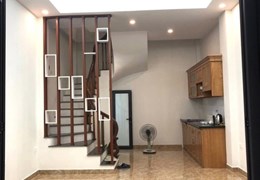 BÁN NHÀ GIÁP NHỊ, THỊNH LIỆT, Ô TÔ ĐỖ CỬA, 1 NHÀ RA Ô TÔ TRÁNH ,TỰ XÂY MỚI , 30/35M2*5T*MT4M NHỈNH