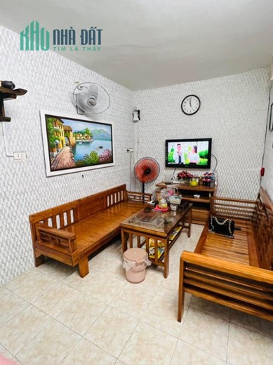 Hơn 1 tỷ có nhà Nguyễn Chí Thanh, Đống Đa, 55m2, ở luôn