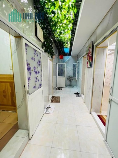 Hơn 1 tỷ có nhà Nguyễn Chí Thanh, Đống Đa, 55m2, ở luôn