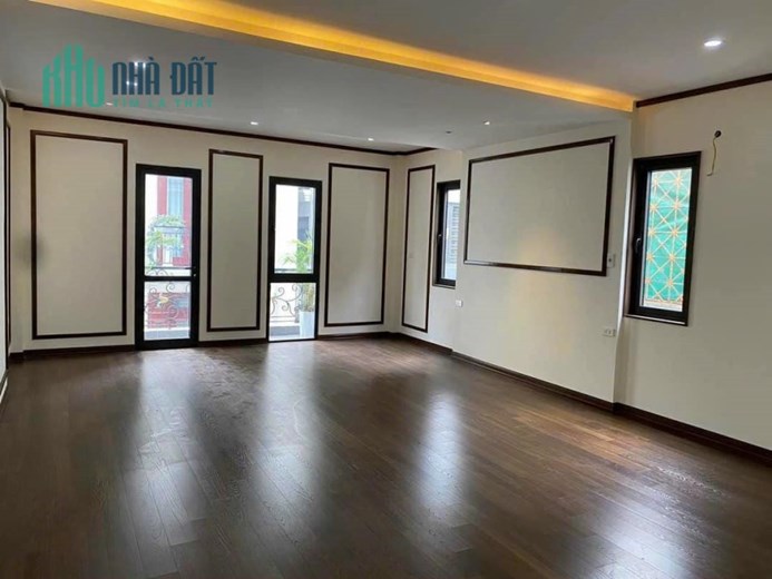 Bán nhà Định Công, Hoàng Mai, 170m2, Mt18m, lô góc, ô tô kinh doanh giá 21 tỷ