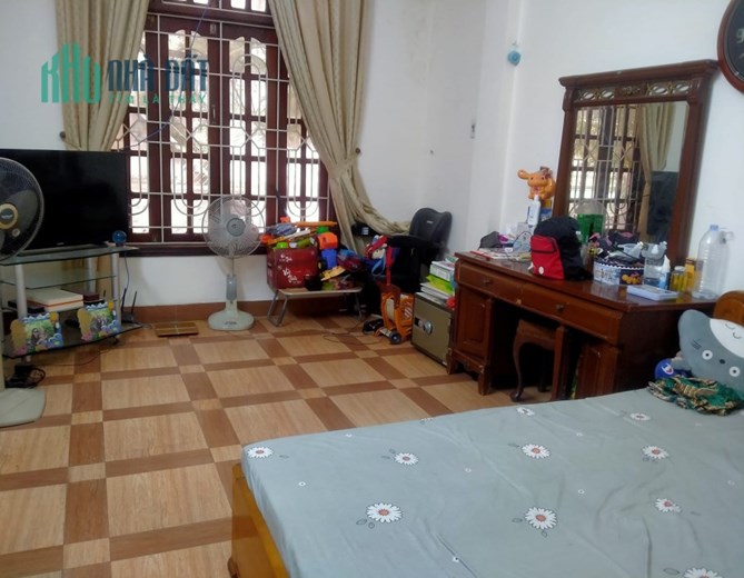 BÁN NHÀ LÊ TRỌNG TẤN: 45M x 4 TẦNG , Ô TÔ RẤT GẦN NHÀ, NGÕ PHÂN LÔ, GIÁ 5.2 TỶ