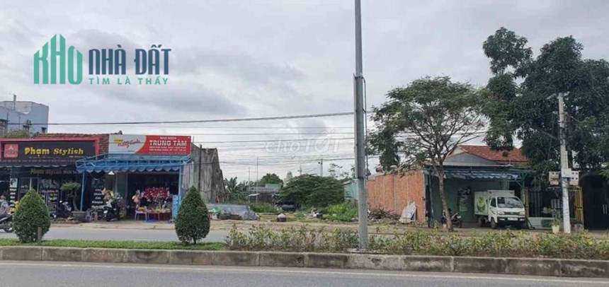 Chính Chủ Bán Siêu Phẩm 315m2 Thổ Cư Sổ Hồng Riêng Mt Trung Tâm Điện Bàn