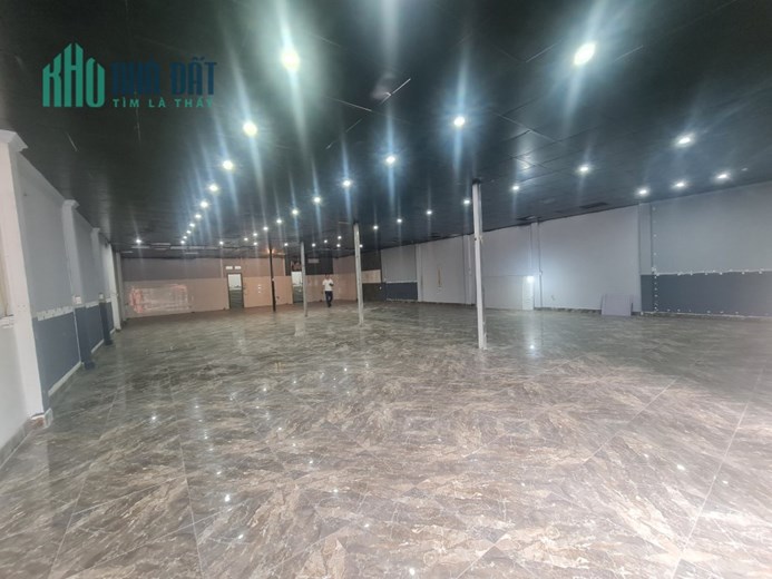 Cho thuê mặt bằng kinh doanh đường Nguyễn tất thành. DT 268m2