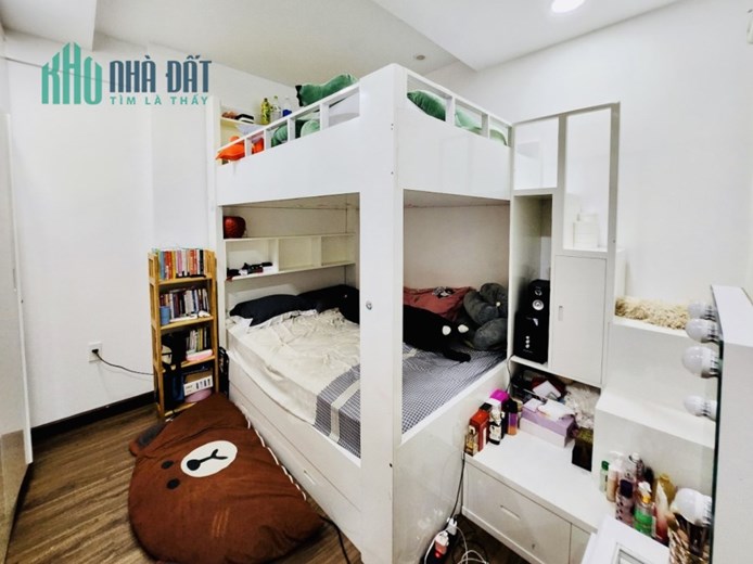 Cho thuê căn hộ The Gold View, Bến Vân Đồn, Phường 1, Quận 4 : 80m2, 2PN, 2WC, full nội thất