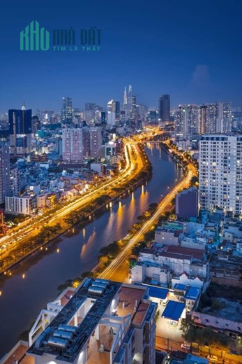 Cho thuê căn hộ The Gold View, Bến Vân Đồn, Phường 1, Quận 4 : 80m2, 2PN, 2WC, full nội thất