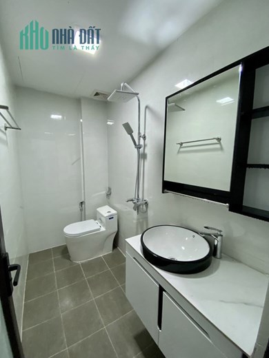 Ảo thật đấy !! Phú Thượng - Tây Hồ nhà mới 35m2x5T - ô tô đỗ cổng - ngõ gần 3m - Chỉ 3.7 tỷ