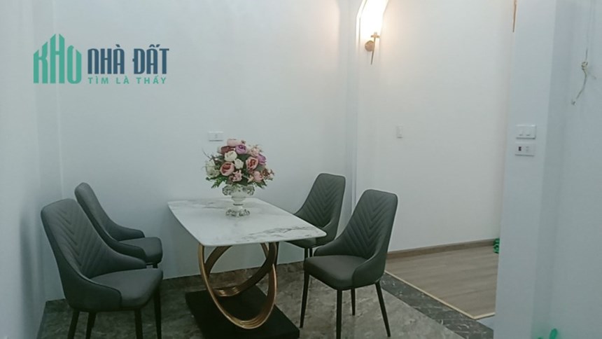 PHAN VĂN TRƯỜNG - CẦU GIẤY - 40M2 X 5 TẦNG - MẶT NGÕ Ô TÔ TRÁNH - VỈA HÈ - KINH DOANH SẦM UẤT