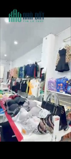 CẦN SANG NHƯỢNG GẤP MẶT BẰNG SHOP QUẦN ÁO NỮ