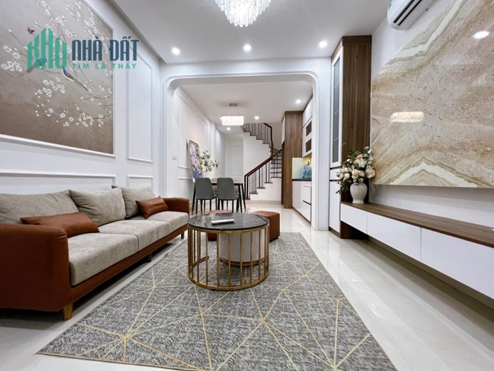 BÁN GẤP ! NHÀ 4 TẦNG GIAP NHẤT, NGÕ TO RỘNG, AN SINH ĐỈNH, DT 44M GIÁ NHỈNH 4 TỶ.