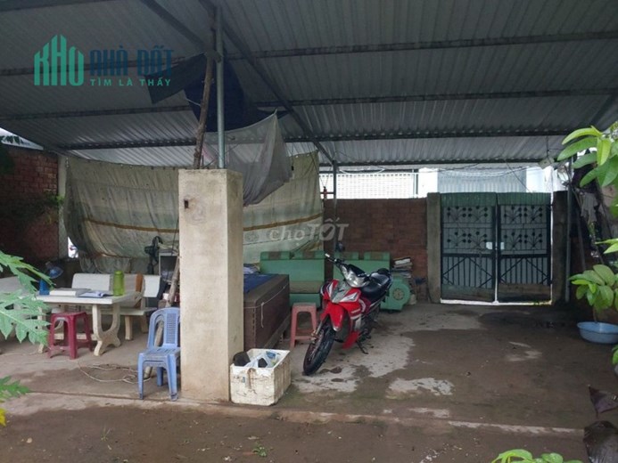 Chính chủ cần cho thuê mặt bằng bên hông chợ địa chỉ: đường số 8, Phường Long Phước (Quận 9 cũ),