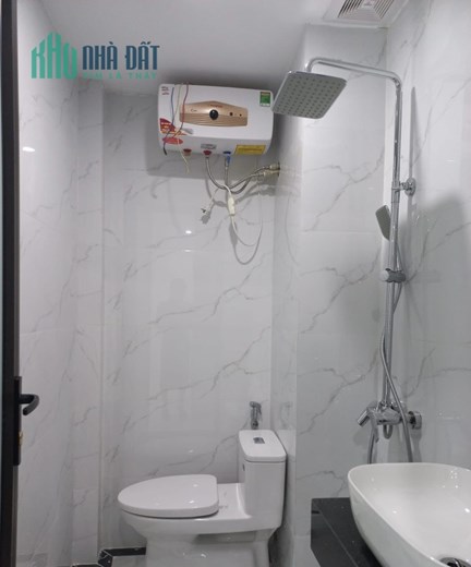 Lô góc, ô tô tránh , kinh doanh , thang máy 7 tầng , mua bán nhà riêng Cầu Giấy giá rẻ 12 tỷ