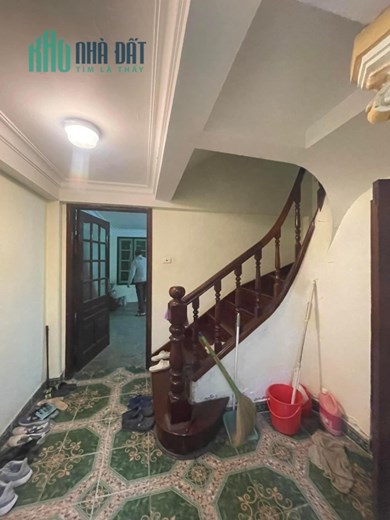 PHÂN LÔ Ô TÔ THÔNG - LIỄU GIAI - 136M2 - MẶT TIỀN 8M - SẴN 2 CĂN NHÀ 5 TẦNG VÀ 3 TẦNG - 200TR/M2
