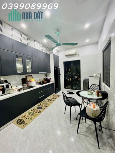BÁN GẤP NHÀ QUẬN ĐỐNG ĐA - NHÀ ĐẸP - LÕI TRUNG TÂM - Ở LUÔN - NHỎ TIỀN - GẦN HỒ - TIỆN ÍCH NGẬP