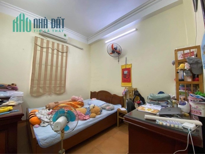 BÁN NHÀ YÊN DUYÊN HOÀNG MAI - DIỆN TÍCH 38M - 5 TẦNG - MẶT TIỀN 3,3M - GIÁ NHỈNH 11,3 TỶ.