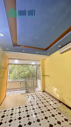 Bán gấp Phân Lô Khuất Duy Tiến, Thanh Xuân, sát Quận Ủy, KD tốt: 52m2, 5T, MT 5m, 11 tỷ