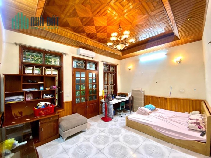 nhà đẹp Nguyễn Văn Cừ- Gia Thuỵ 82m x 4T, mặt tiền 5.5m, phân lô, ôtô tránh