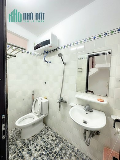 Bán nhà phố Vĩnh Cát - Thiên Lôi 42m 4 tầng GIÁ chỉ 2.2 tỉ  có sân cổng riêng