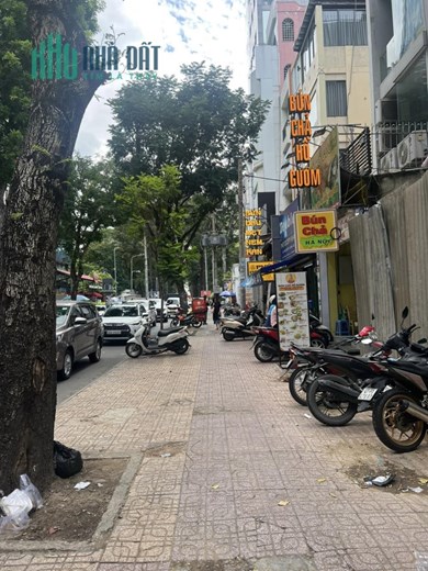 Bán Nhà 1 ĐỜI Chủ Mặt Tiền Trương Định p6 Quận 3 - Ngang 4,5m x 26m giá 65 Tỷ TL