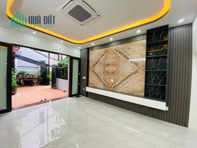 Bán nhà phố Lạch Tray, 48m 4 tầng ngõ cực nông GIÁ 3.85 tỉ ngay ĐH Hàng Hải