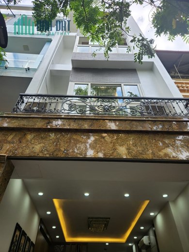 Chủ Ngộp OXY, Bán Gấp Phân Lô Quận Ba Đình, Phố Đội Cấn 65m x 5T, Giá 11.5 tỷ.