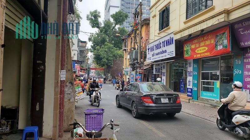 Bán nhà riêng Trần Hữu Tước Đống Đa 48mX5T Lô góc ô tô đỗ cửa ở ngay nhỉnh 8 tỷ lh 0817606560