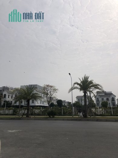 Bán nhanh lô đất 30m tại Việt Hưng quận Long Biên Hà Nội 1.95 ty