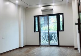 MẶT PHỐ !! cho thuê nhà MP Nguyễn Văn Huyên 35mx6T KD VP spa tóc hoa quả vỉa hè CG