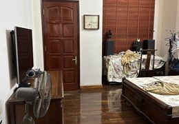 RẺ !! Cho thuê nhà Mai Dịch , Cầu Giấy 60m X 4T 5PN oto KD VP kho lớp học Ở NGAY