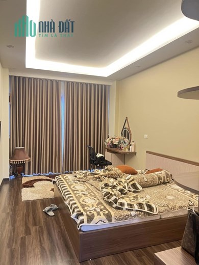 NHÀ SIÊU ĐẸP SÁT MẶT PHỐ Khương Đình 32m 6 tầng thang máy MT8m ô tô đỗ gần giao thông thuận lợi