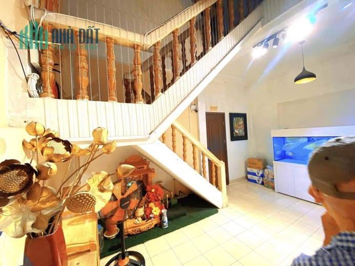 Bán nhà Mặt phố Nguyễn Công Hoan 100m², 5 tầng, MT 5.5m, giá 19 tỷ Ba Đình. Mua liên hệ: O94lO7l689