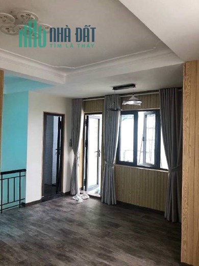 Bán nhà mặt tiền kinh doanh Phùng Văn Cung, p.4, Phú Nhuận, DT 40m2, giá 10.8 tỷ (có TL).